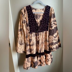 Otomo Women’s Boho Tye dyed mini dress, Size Medium.